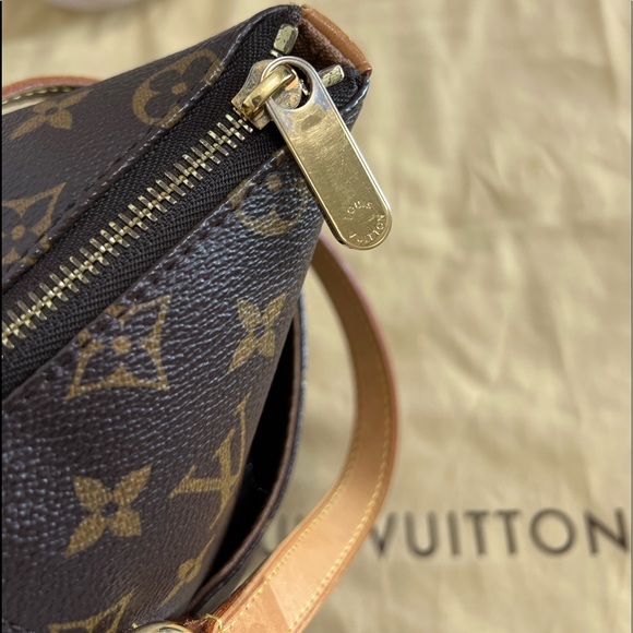 Louis Vuitton Totally MM Monogram Canvas - Picture 10 of 16